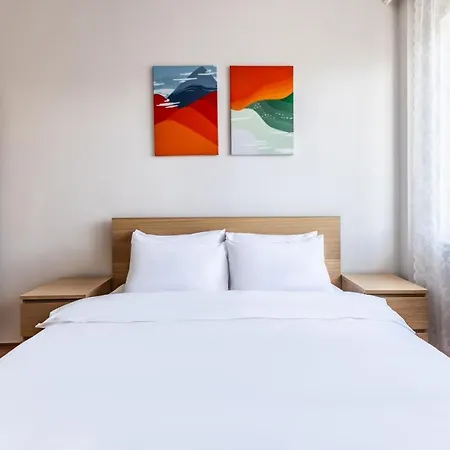 Appartement Charming Retreat With Balcony 7 Min To Bomontiada Istambul