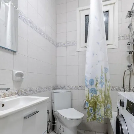 Charming Retreat With Balcony 7 Min To Bomontiada Appartement